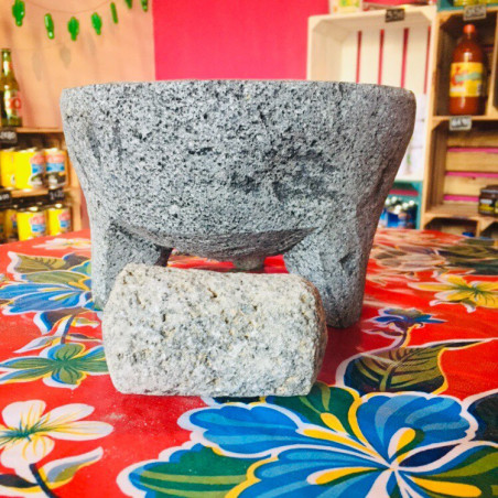 Molcajete en piedra volcanica
